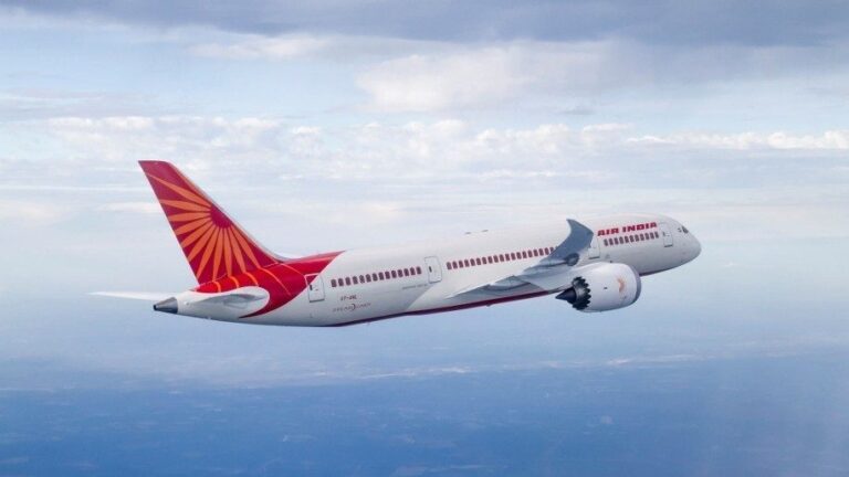 A Drunk Man Urinates On Woman On Air India Flight